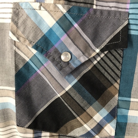 Sheplers Men's Short Sleeve Pearl Snap Button Down Blue & Gray Plaid Size M - Picture 5 of 9